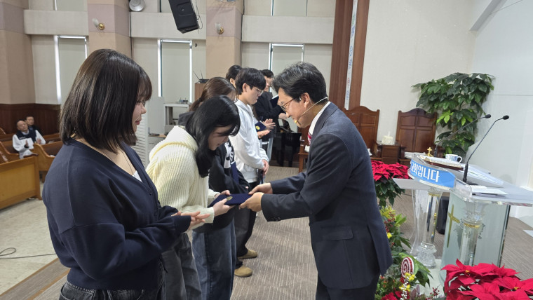 b3cd9a5203cbd779922098d44190a4ad_1764640